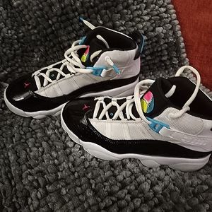 Jordan size 2 big kid unisex